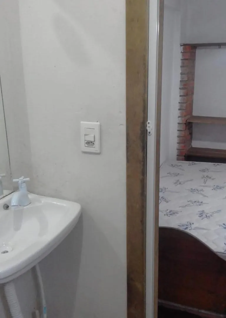 Hospedaria Central - Hostel Bombinhas Guest house